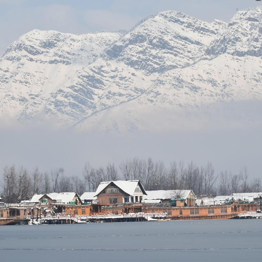 Chicago Group Of Houseboats Hotel Srīnagar Buitenkant foto