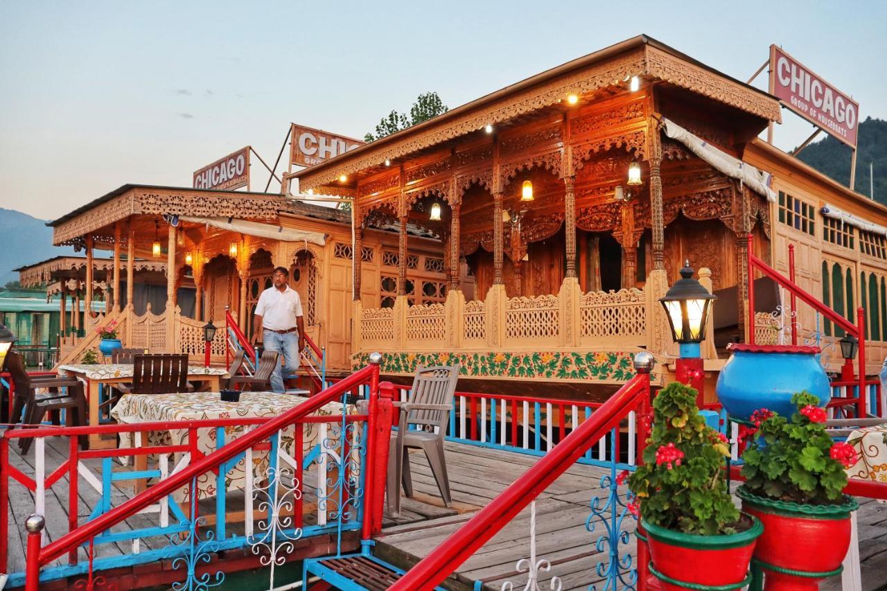 Chicago Group Of Houseboats Hotel Srīnagar Buitenkant foto