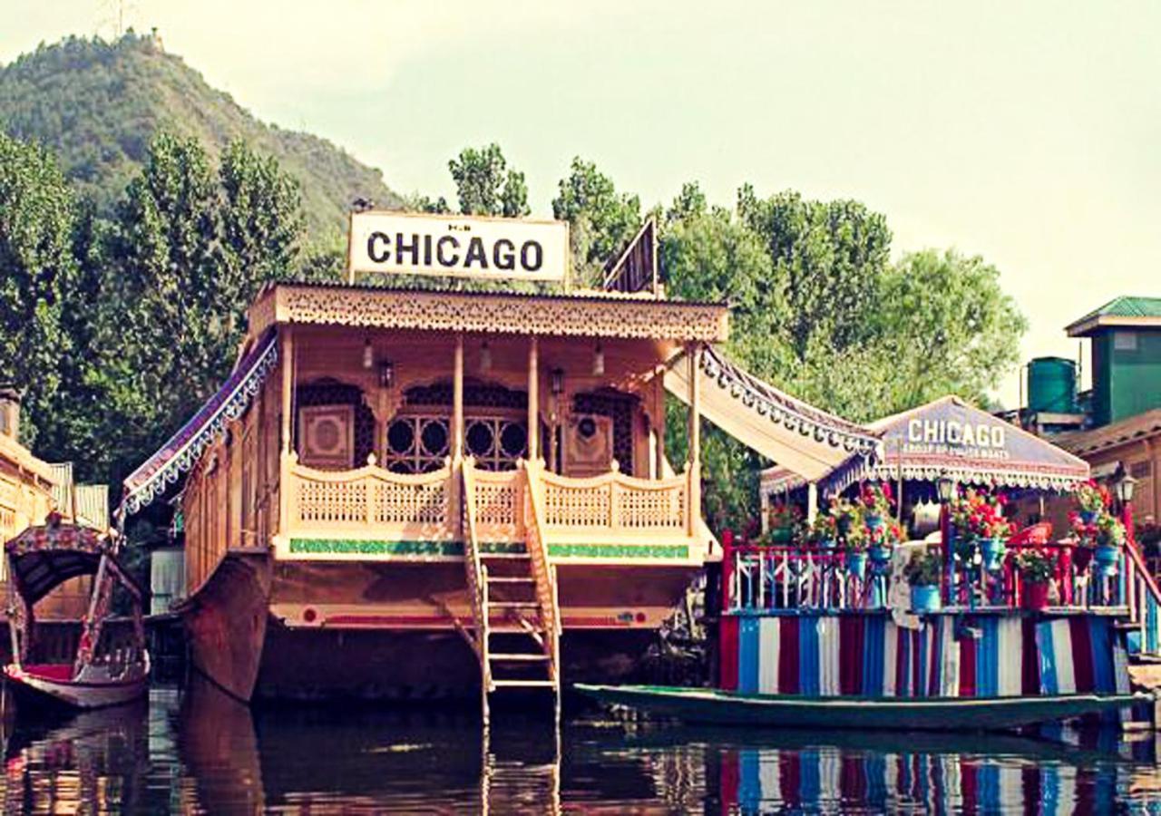 Chicago Group Of Houseboats Hotel Srīnagar Buitenkant foto
